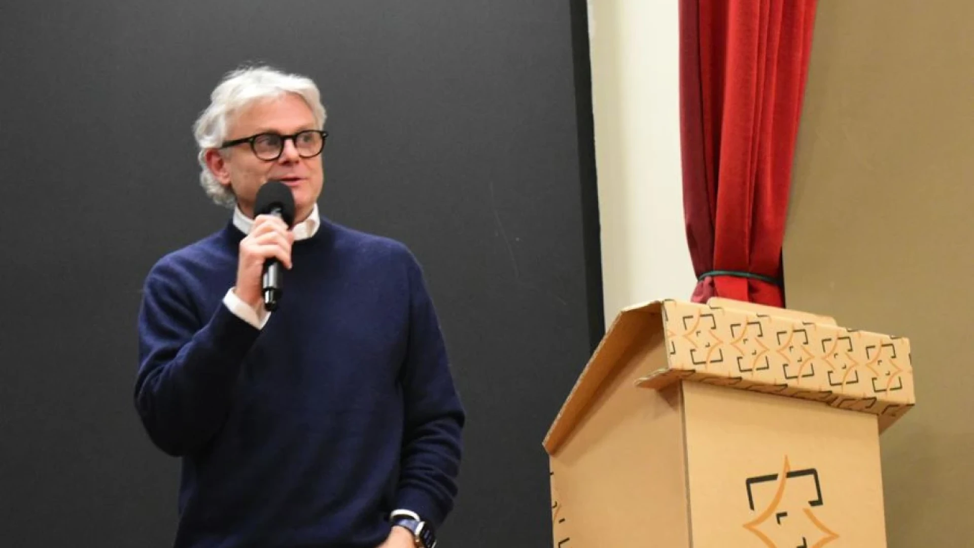 “Dai sindaci del Molise, una proposta unitaria per difendere il diritto alla salute .Ora serve l’impegno unitario di tutti”. Il monito di Remo Di Ianni.